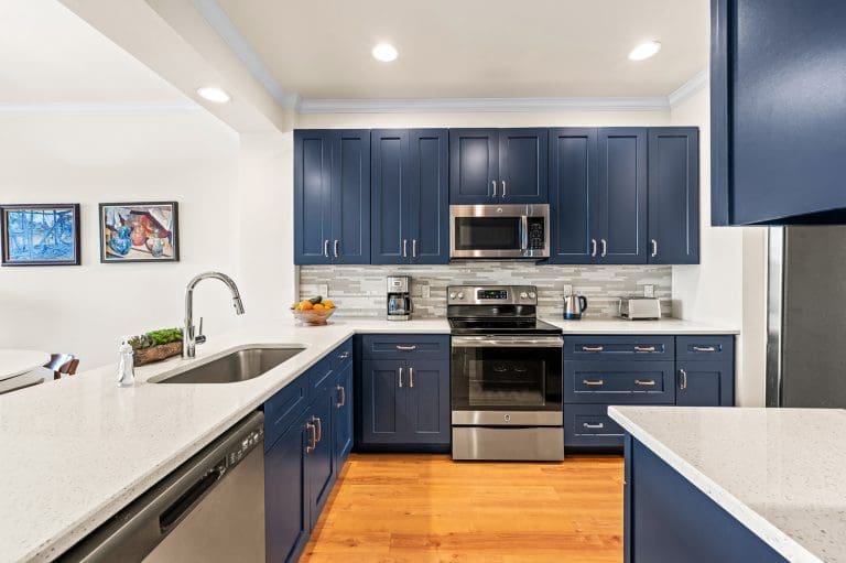 GL715_Kitchen